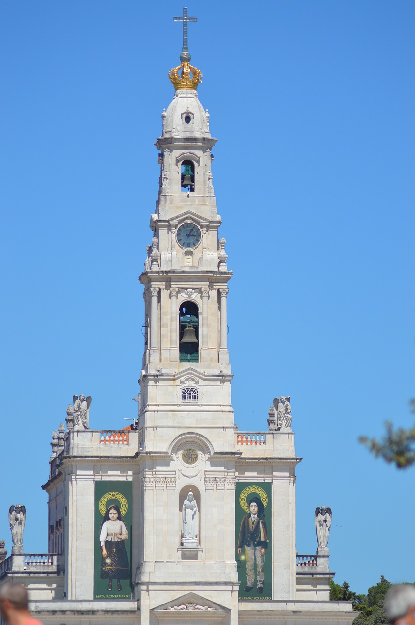 Lire la suite à propos de l’article Le pontificat de Léon XIV a été consacré à Notre Dame de Fatima