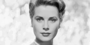 Lire la suite à propos de l’article Ces célébrités attachées à la Vierge Marie : Grace Kelly