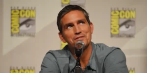 Lire la suite à propos de l’article Ces célébrités attachées à la Vierge Marie : Jim Caviezel