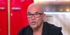 Lire la suite à propos de l’article Ces célébrités attachées à la Vierge : Pascal Obispo