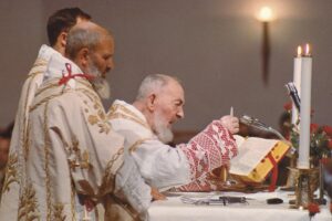 Lire la suite à propos de l’article Le Cœur de la Sainte Messe : la Présence réelle !